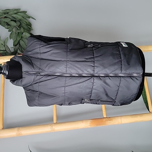 MEC Vintage Puffer Vest - Picture 5 of 7